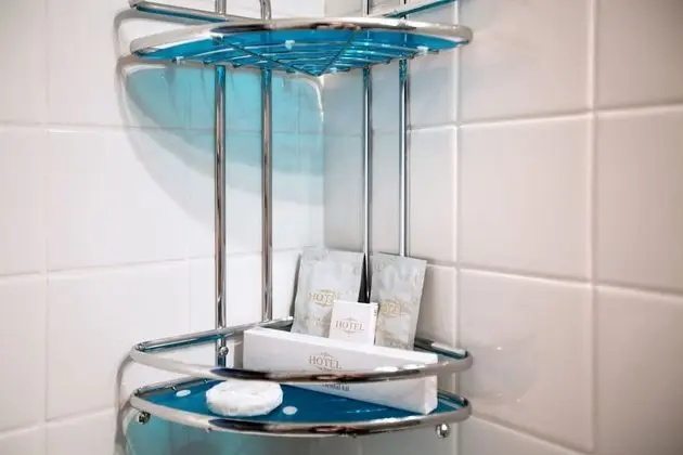 Economy Büyük Yataklı Tek Kişilik Oda, Sadece kadınlar için (Bed in 2-bed Room)