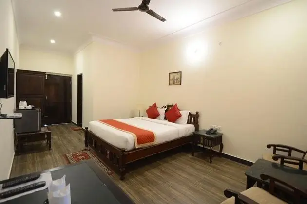 Deluxe Tek Büyük Yataklı Oda, 1 Çift Kişilik Yatak, Balkon, Göl Manzaralı