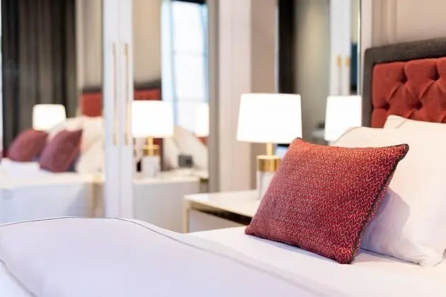 Deluxe Room with Balcony, Bahçe Manzaralı
