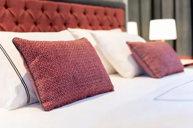 Deluxe Room with Balcony, Bahçe Manzaralı