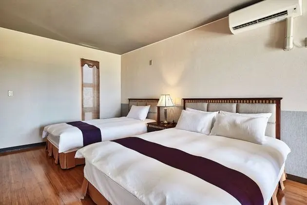 Villa, Sigara İçilmez (Consecutive Nights)