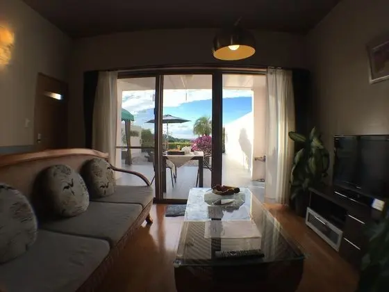 Villa, Sigara İçilmez (Consecutive Nights)