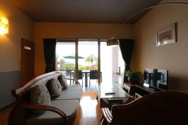Villa, Sigara İçilmez (Consecutive Nights)