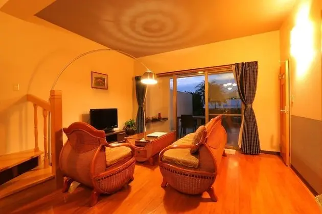 Villa, Sigara İçilmez (Consecutive Nights)