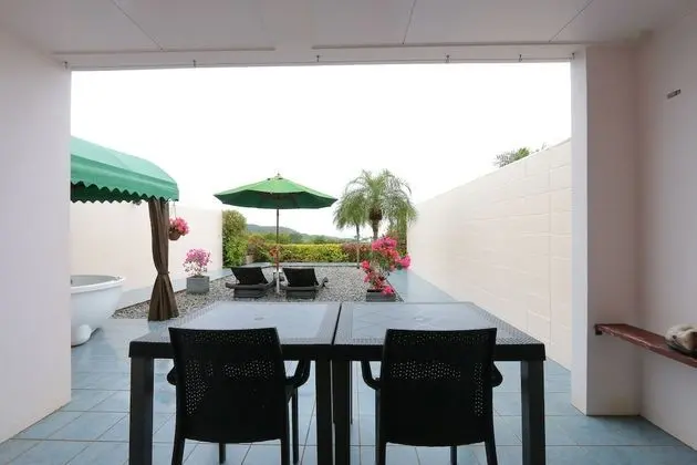 Villa, Sigara İçilmez (Consecutive Nights)