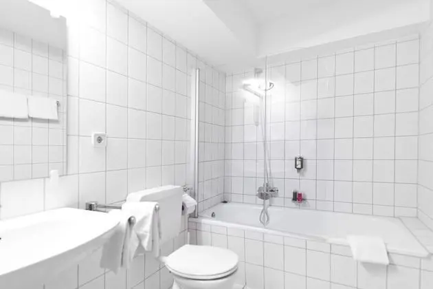 Comfort Tek Büyük veya İki Ayrı Yataklı Oda