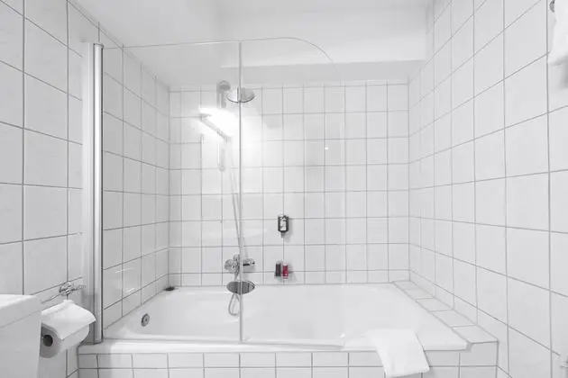 Comfort Tek Büyük veya İki Ayrı Yataklı Oda