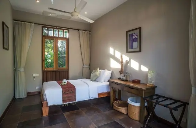 5-Bedrooms Villa with Private Pool