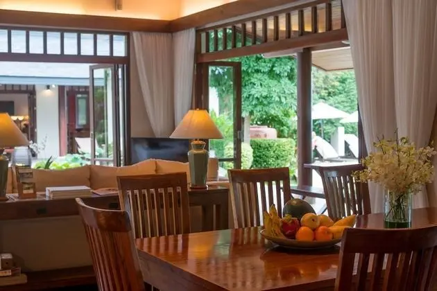 5-Bedrooms Villa with Private Pool