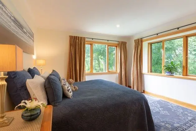 Deluxe Süit (Crusader Suite - Including Breakfast)