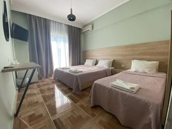 Tek Büyük Yataklı Oda, Balkon