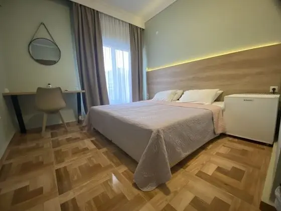 Tek Büyük Yataklı Oda, Balkon