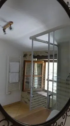 Tek Büyük Yataklı Oda (Folie)