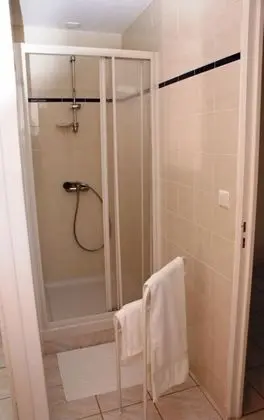 Dört Kişilik Oda (Room 2)