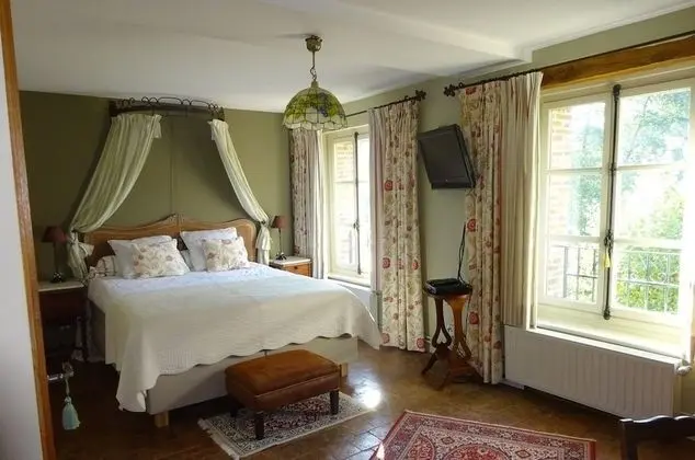 Tek Büyük Yataklı Oda