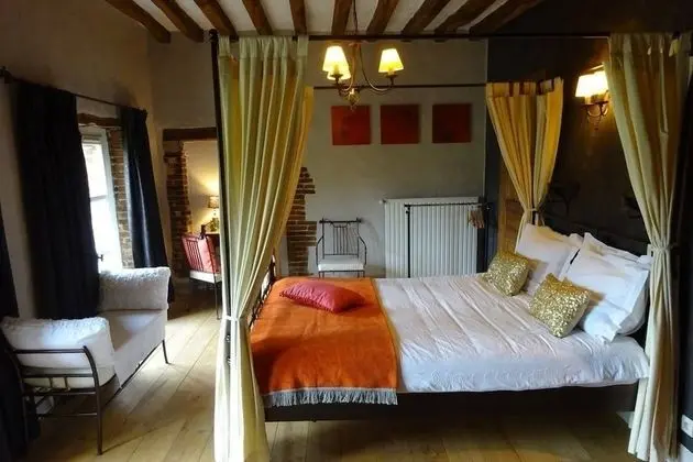 Tek Büyük Yataklı Oda