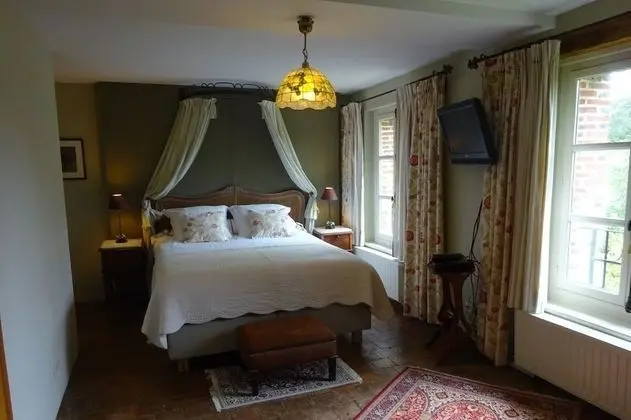 Tek Büyük Yataklı Oda