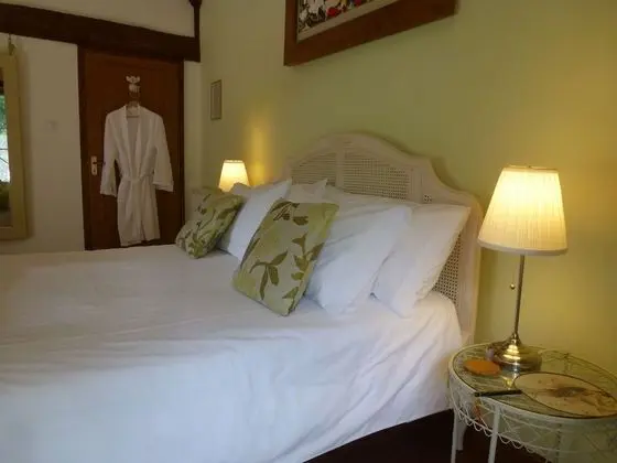 Deluxe Tek Büyük Yataklı Oda (L'Hirondelle)