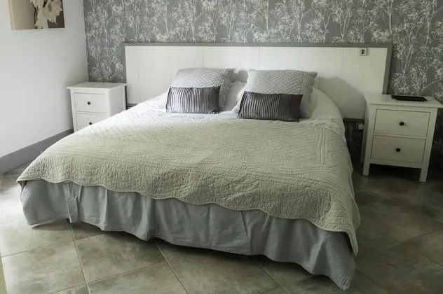 The Riverside Gîte Apartment