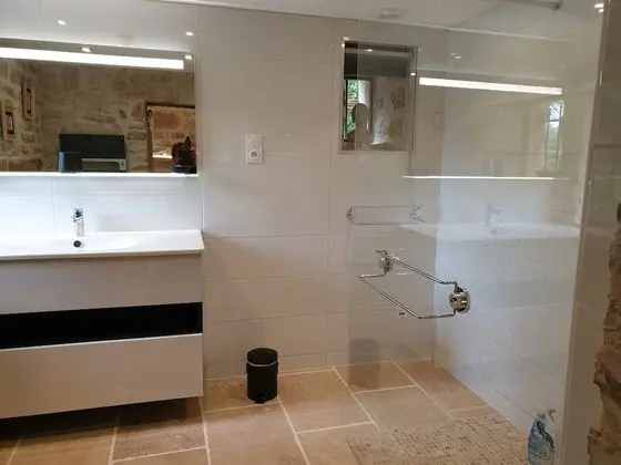 Tek Büyük Yataklı Oda (Manon)