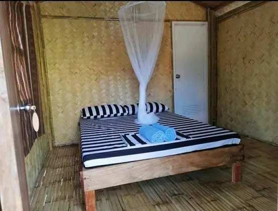 Kır Evi, Sigara İçilmez, Havuz Manzaralı
