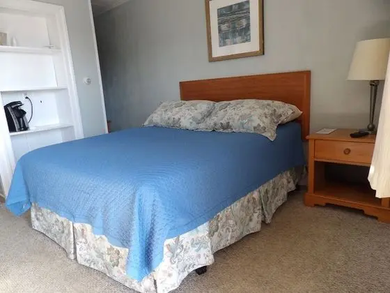 Oda, 1 Büyük (Queen) Boy Yatak