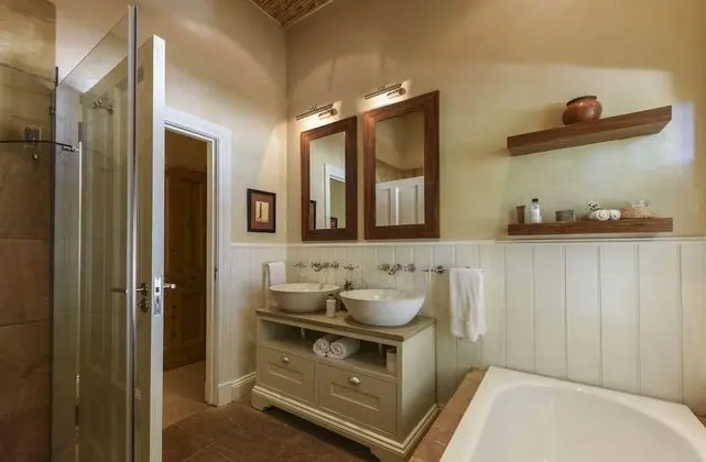 Standard İki Ayrı Yataklı Oda (Camdeboo Manor 2 pax)