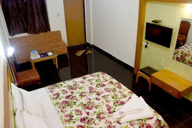Deluxe Tek Büyük Yataklı Oda (Super)