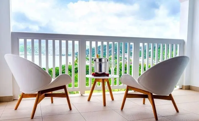 Stüdyo Süit, 1 En Büyük (King) Boy Yatak, Balkon, Deniz Manzaralı (Cinnamon)