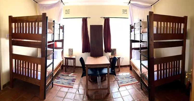 Deluxe Dört Kişilik Oda