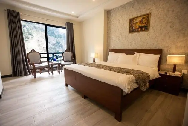 Deluxe Tek Büyük Yataklı Oda