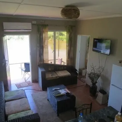 Kır Evi (River Front)