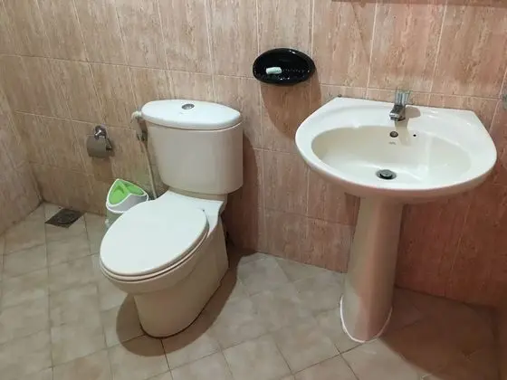 Family Apart Daire, 2 Yatak Odası, Sigara İçilebilir, Mutfak (AC in 1 Room)