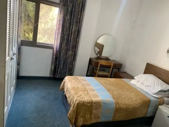 Standard Tek Büyük veya İki Ayrı Yataklı Oda