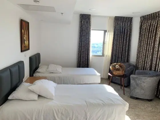 Standard Tek Büyük veya İki Ayrı Yataklı Oda