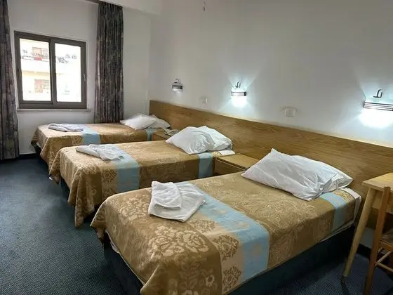 Standard Üç Kişilik Oda