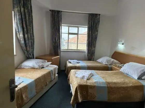 Standard Üç Kişilik Oda