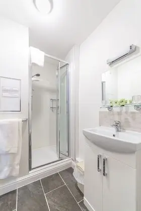 Deluxe Tek Büyük Yataklı Oda, Banyolu/Duşlu (With View)