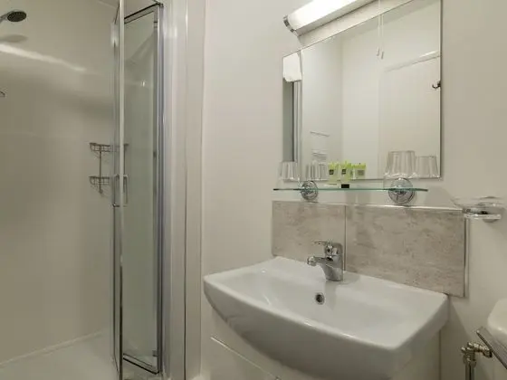 Deluxe Tek Büyük Yataklı Oda, Banyolu/Duşlu (With View)