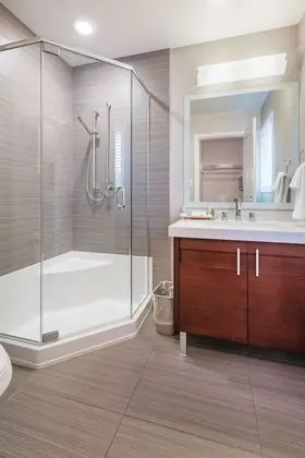 Luxury Süit, Sıcak Su Küveti