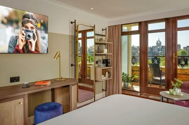 Deluxe Oda, 1 Çift Kişilik Yatak (Deluxe Room Castle View, 1 King Bed)