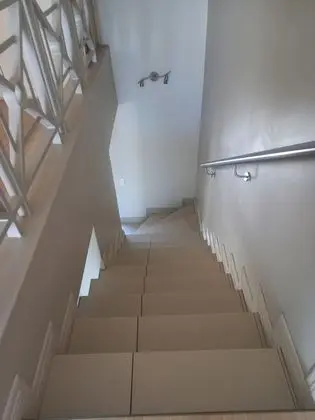 Mount Royal 31 Large 1 bed with Balcony