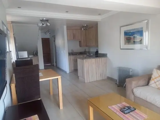 Mount Royal 32 Large 1 Bed