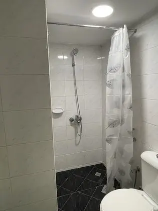 Family Tek Büyük Yataklı Oda