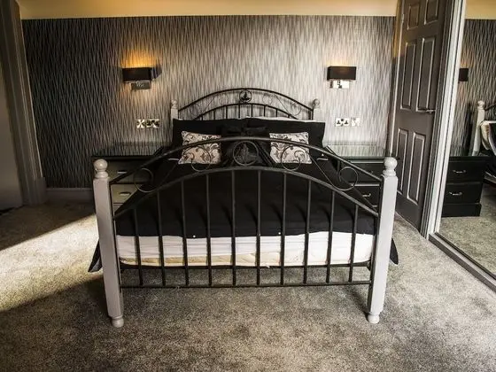 Comfort Tek Büyük Yataklı Oda, Banyolu/Duşlu (Side Seaview)
