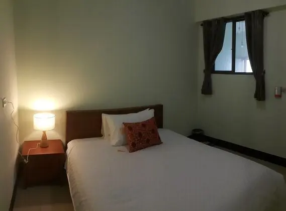 Comfort Tek Büyük Yataklı Oda, 1 Çift Kişilik Yatak, Sigara İçilmez, Ortak Banyo (108)