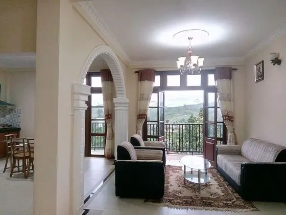 3 Bedrooms Villa