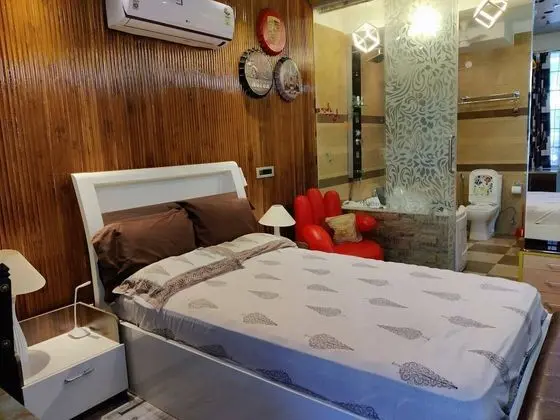 Oda, 1 Yatak Odası, Sigara İçilebilir, Sıcak Su Havuzu
