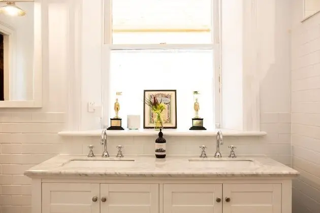 Luxury Oda, 1 En Büyük (King) Boy Yatak, Bağlantılı Odalar