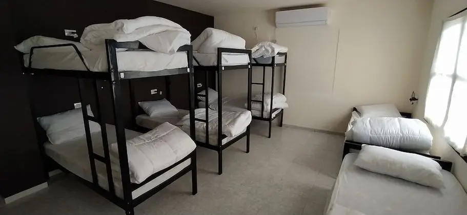 Basic Ortak Ranzalı Oda, Karma Ranzalı Oda, Ortak Banyo, Şehir Manzaralı